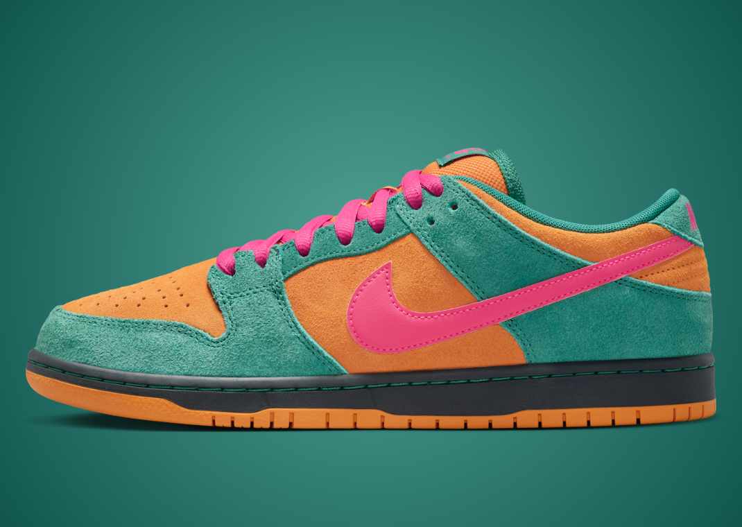 Nike SB Dunk Low Green Noise Watermelon Lateral