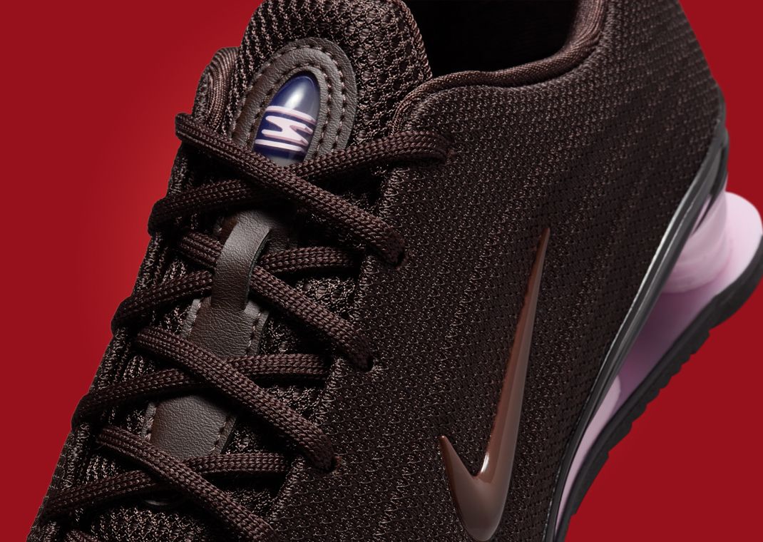 Nike Shox Z Velvet Brown Black Detail