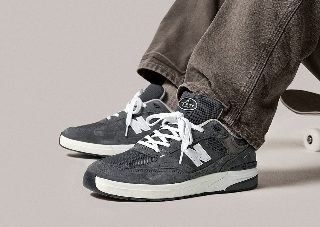 New Balance Numeric Andrew Reynolds 933 Grey Days Angle