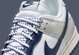 Nike Dunk Low Rivalry New York Yankees Tongue