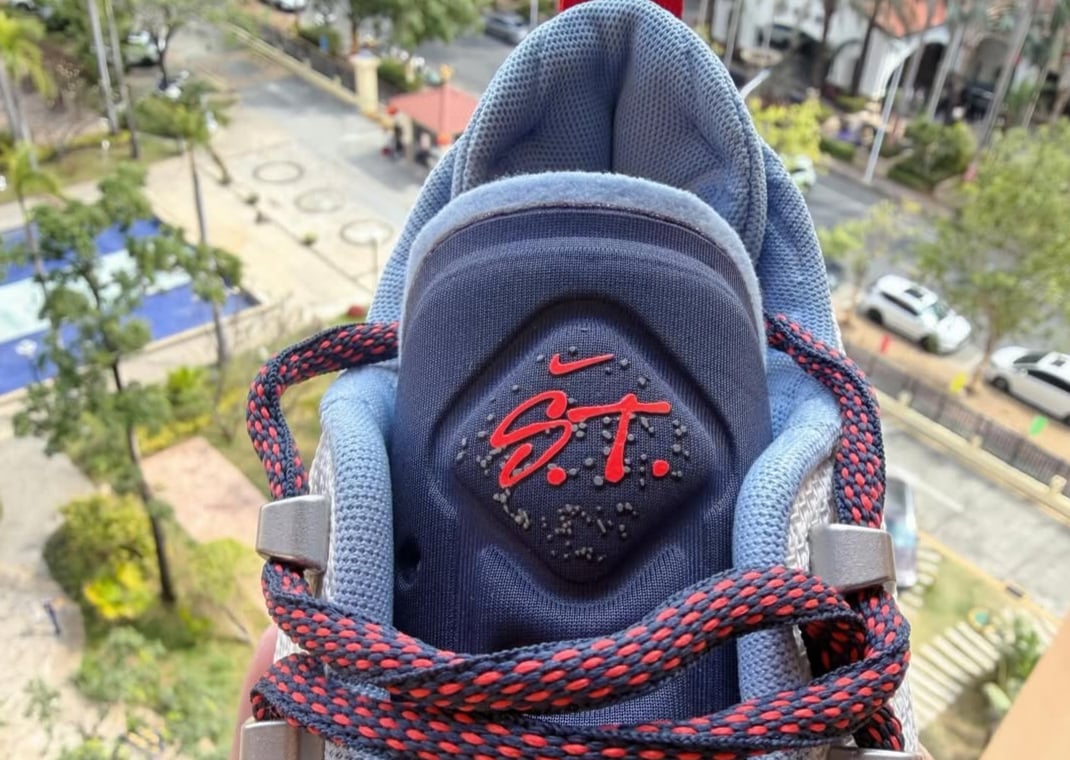 Nike ST Charge Sample Colorways