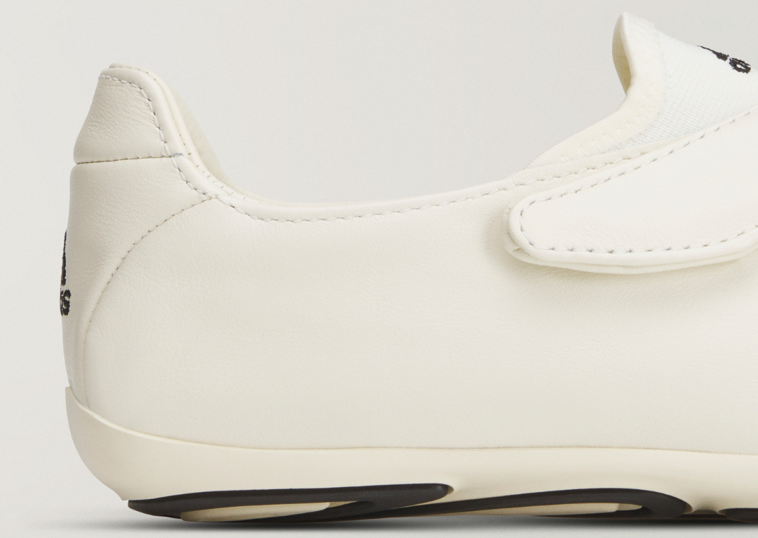 Pharrell Williams x adidas Vario Flat Earther Cream Black - Heel Detail