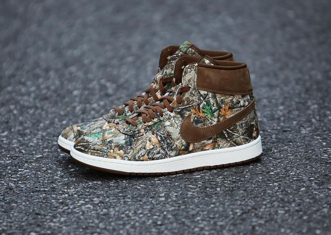 スニーカー Nike Jordan Air Ship PE SP Realtree Camo MULTI-COLOR Introducing the Nike Jordan Air Ship PE SP Realtree Camo