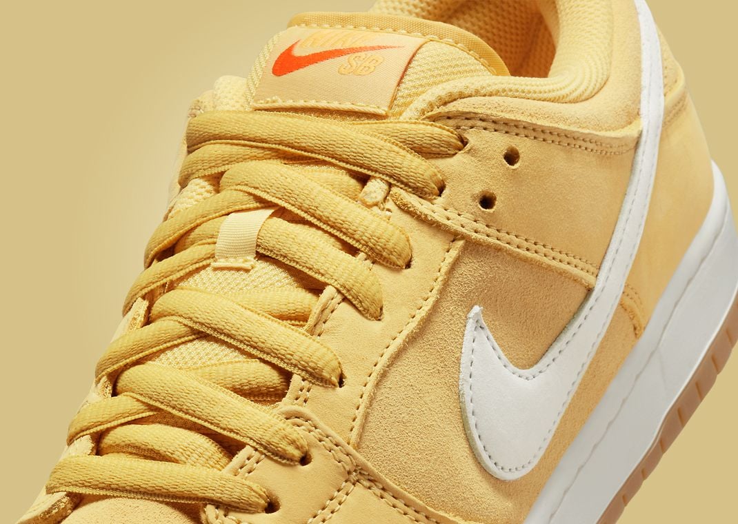 Nike SB Dunk Low Saturn Gold