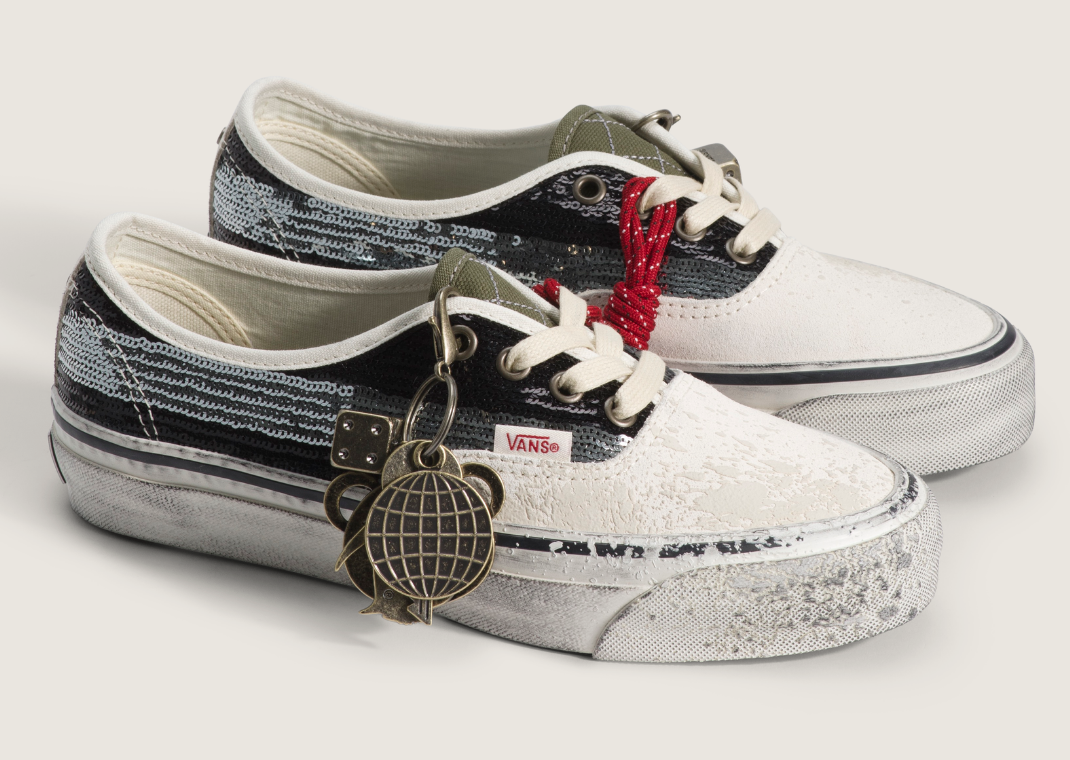 Vans Authentic La Habana Black White - Angle