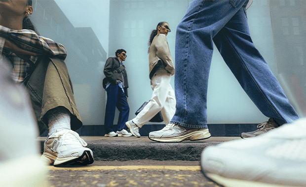 END’s Exclusive New Balance 2010 Moonbeam Mixes Classic and Contemporary