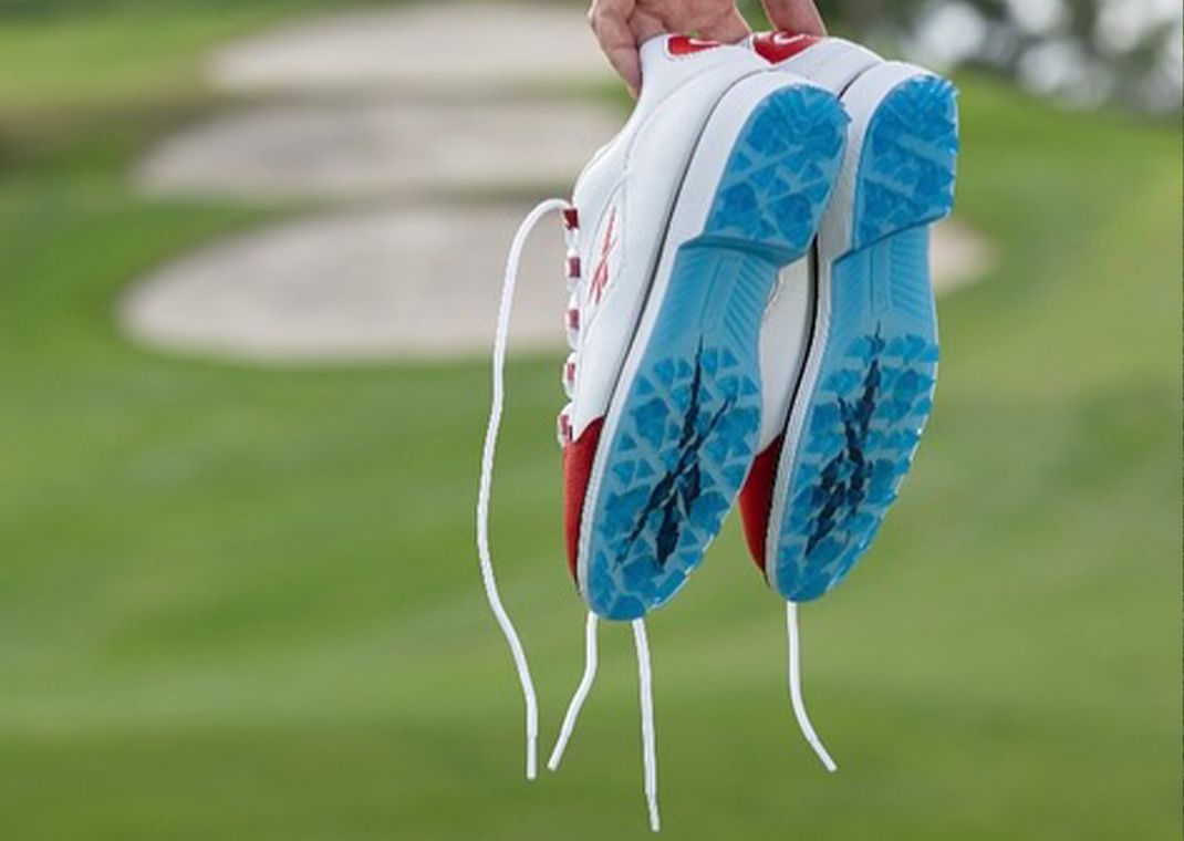 Reebok Question Low Golf Red Toe