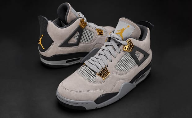 This Alternate Trophy Room x Air Jordan 4 Sample Never Saw the Light of Day