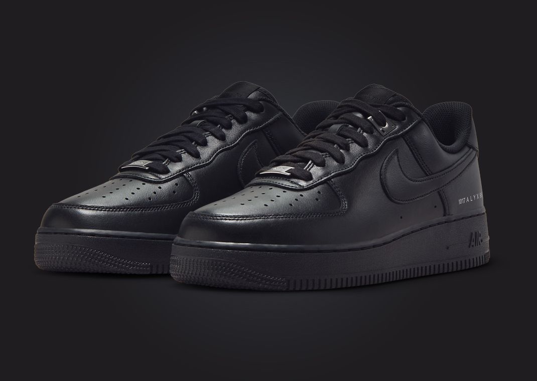 1017 ALYX 9SM x Nike Air Force 1 Low SP Black Angle