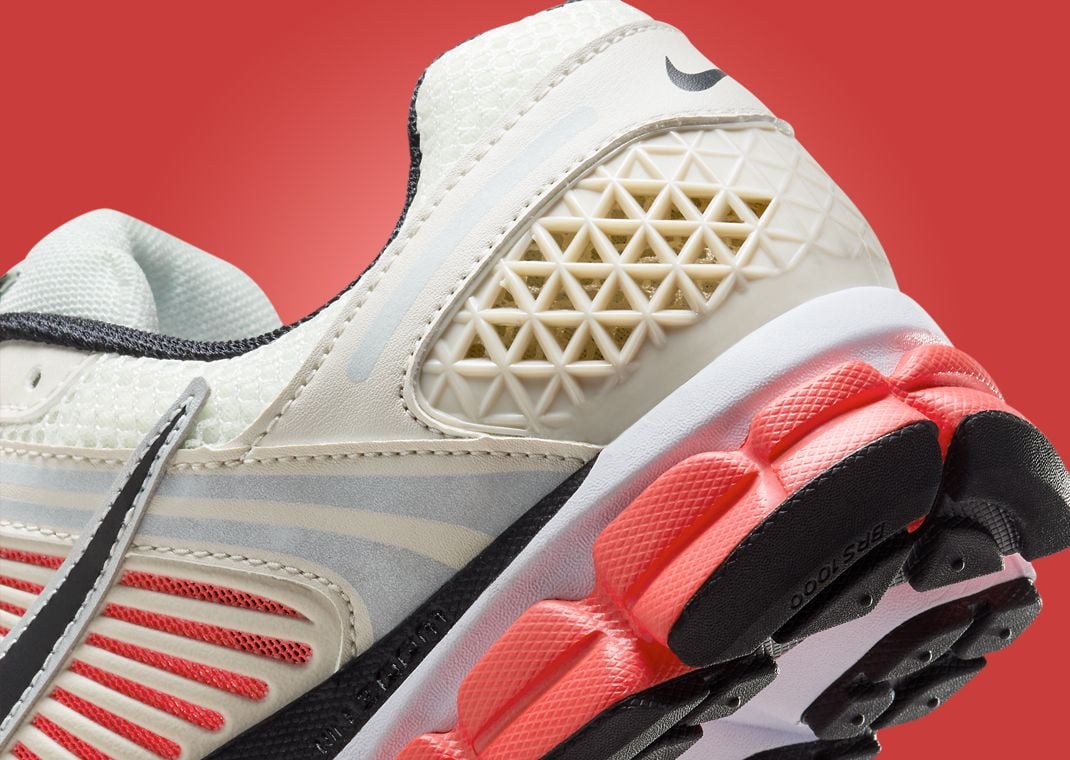 Nike Zoom Vomero 5 Light Orewood Brown Bright Crimson