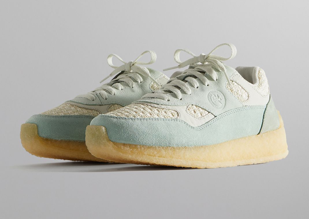 8th St by Ronnie Fieg for Clarks Originals Lockhill Pale Green Angle