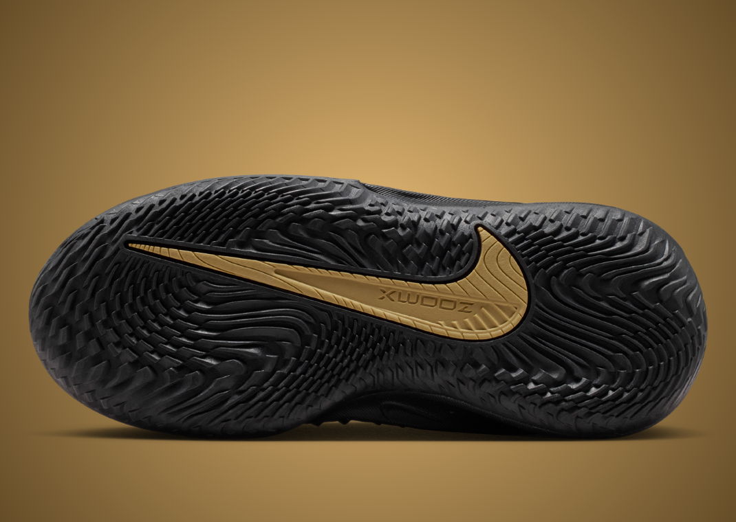 Victor Wembanyama x Nike GT Cut 4 Gold Panther PE - Bottom