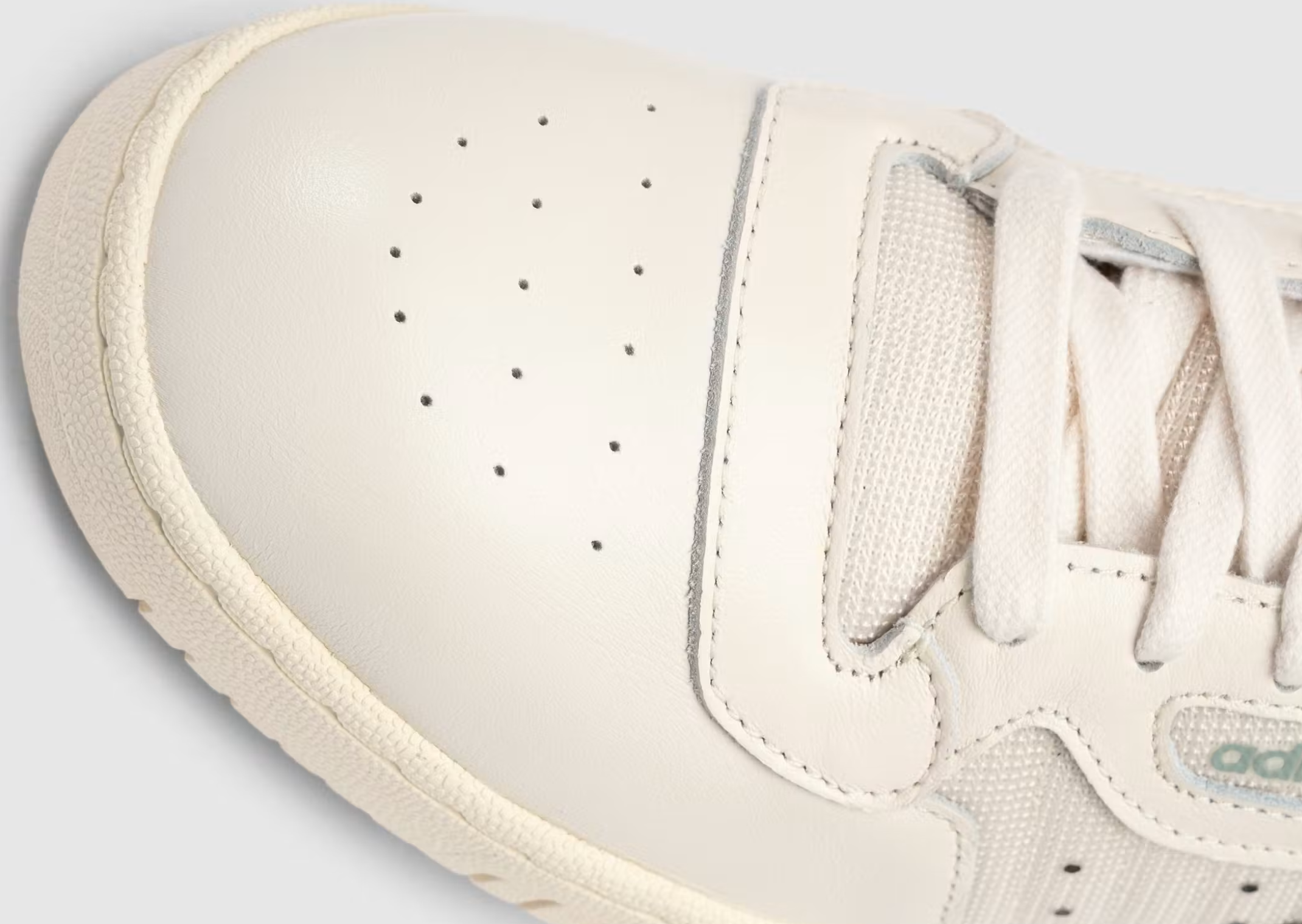 The Whitaker Group x adidas Powerphase Do Not Duplicate White Mint - Detail