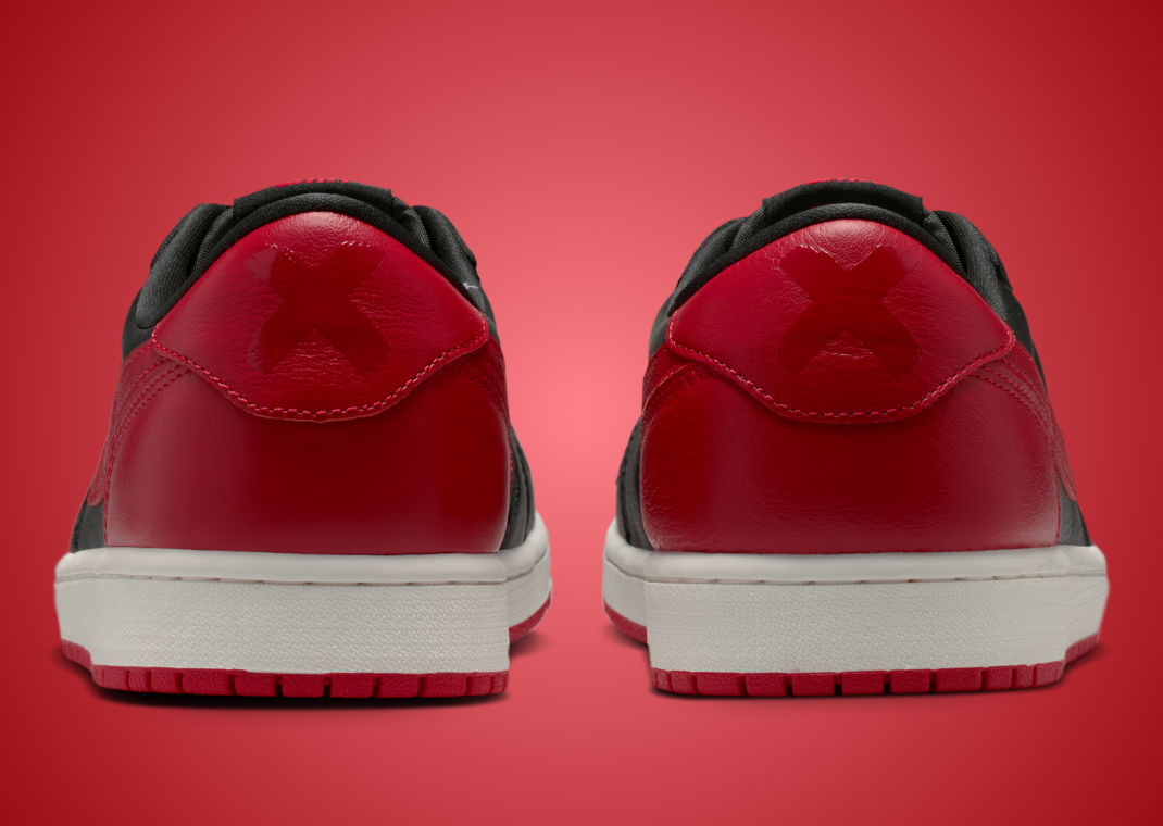 Air Jordan 1 Retro Low OG Banned - Back