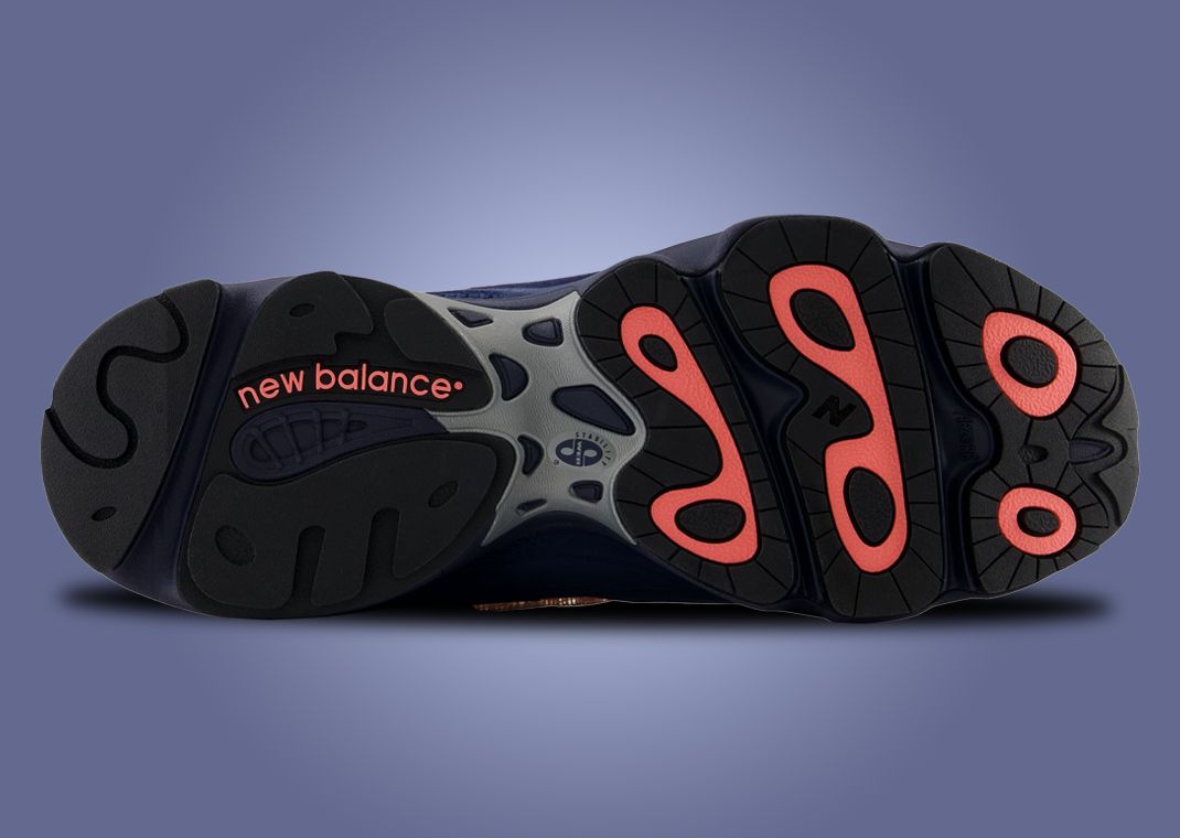 New Balance 1000 Navy Outsole
