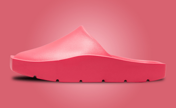 Sea Coral Takes Over This Jordan Hex Mule