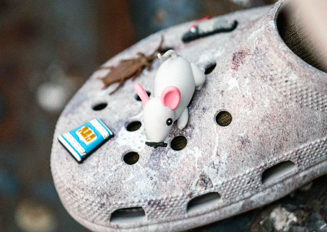 Staple x Crocs Classic Clog "Pigeon Sidewalk" (2022)