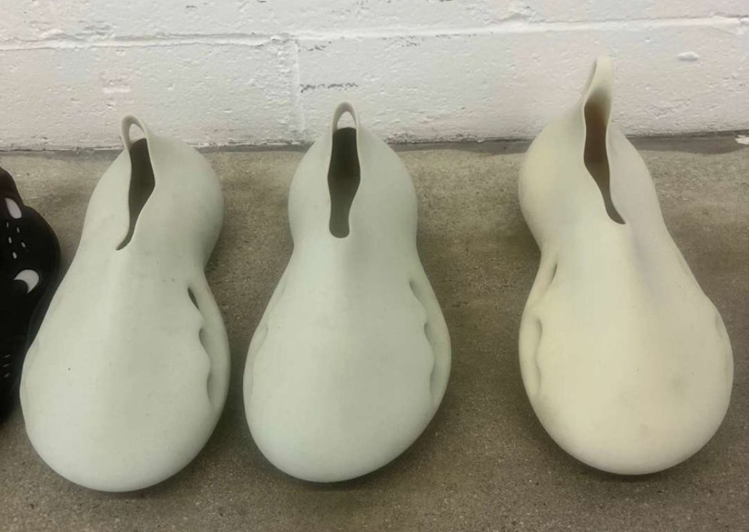 Potential Yeezy AQ-01 Shoe