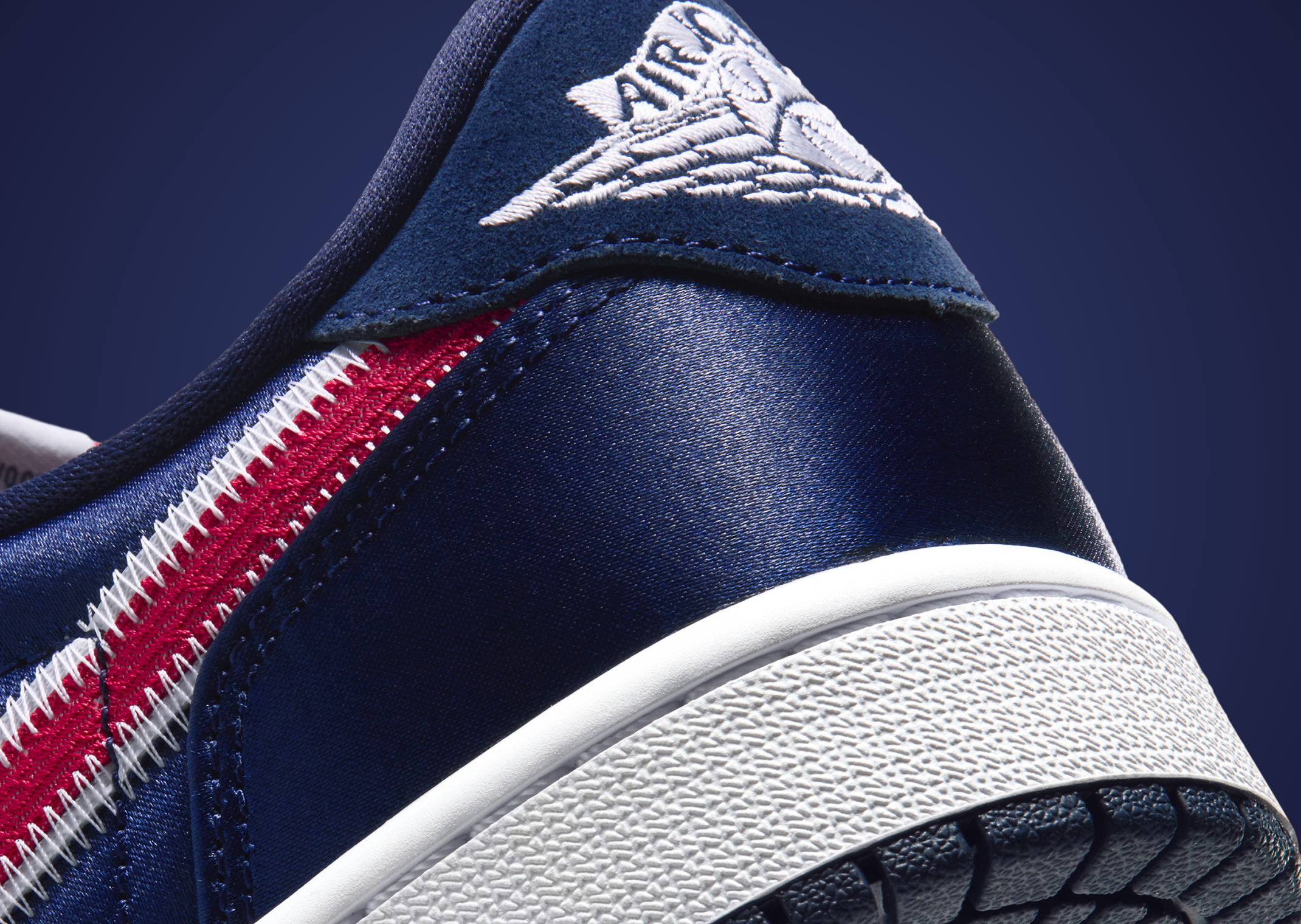 Air Jordan 1 Retro Low OG Howard - Heel Detail