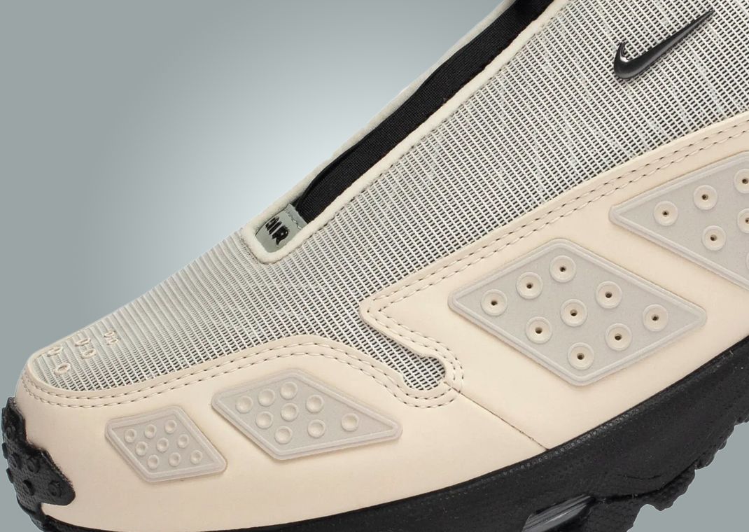 Nike Air Max Sunder Obscura (W) Toe