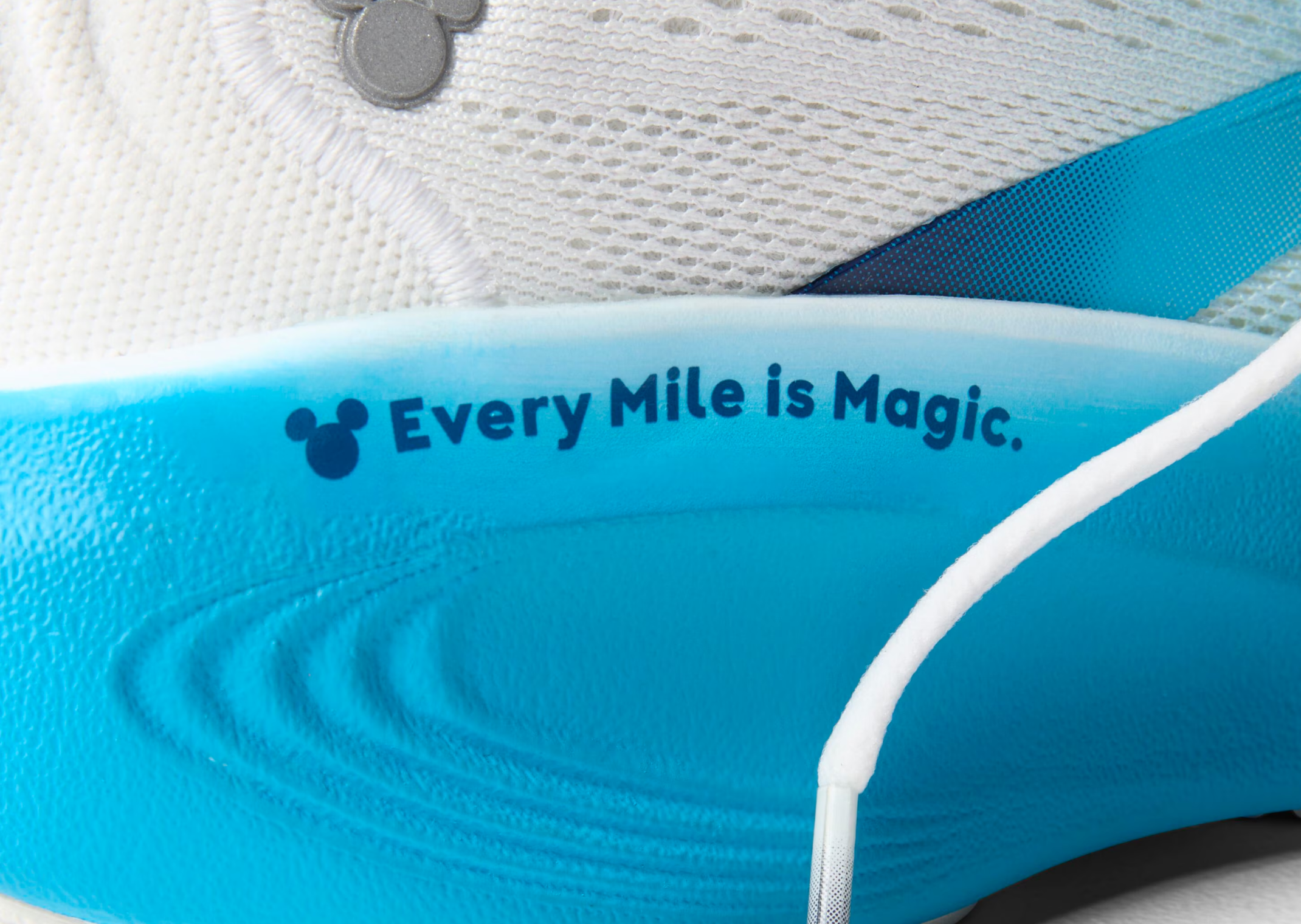 runDisney x Brooks Adrenaline GTS 25