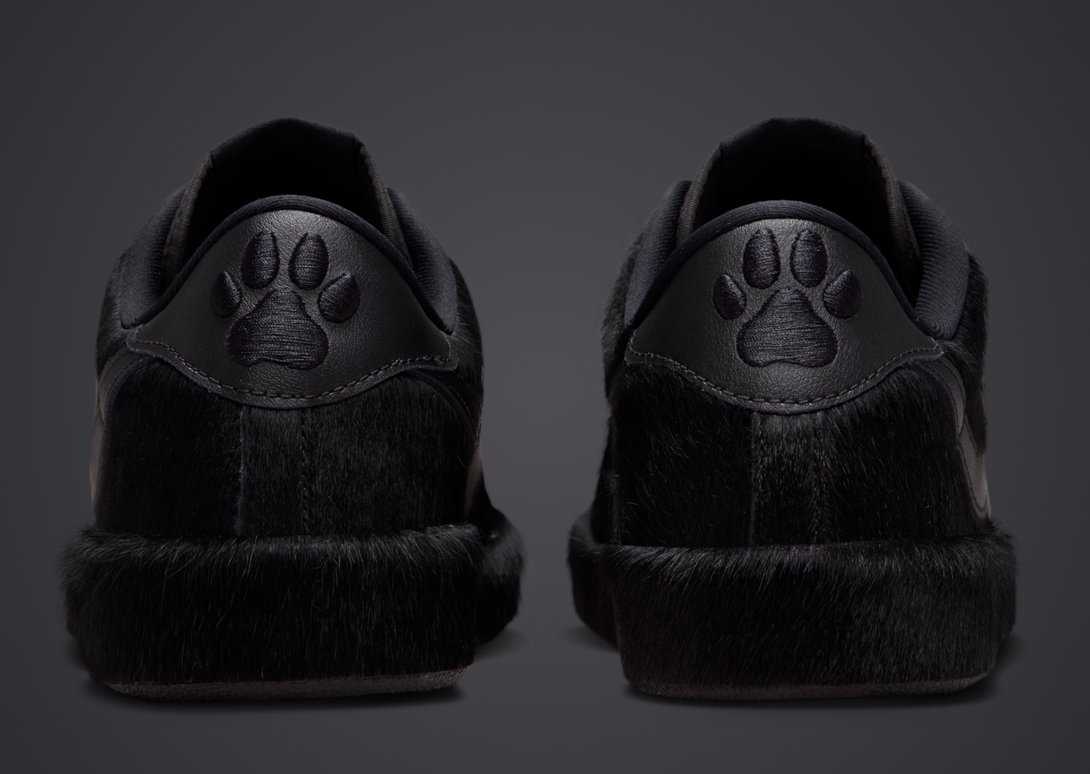 Nike Tennis Classic Chew Dog Black - Back