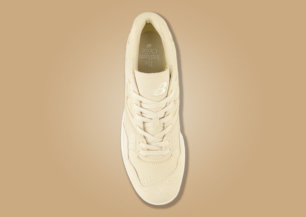 Light Milk Tea Shades Take Over This New Balance 550