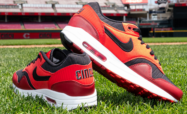 Nike Air Max 1 Reds City Connect
