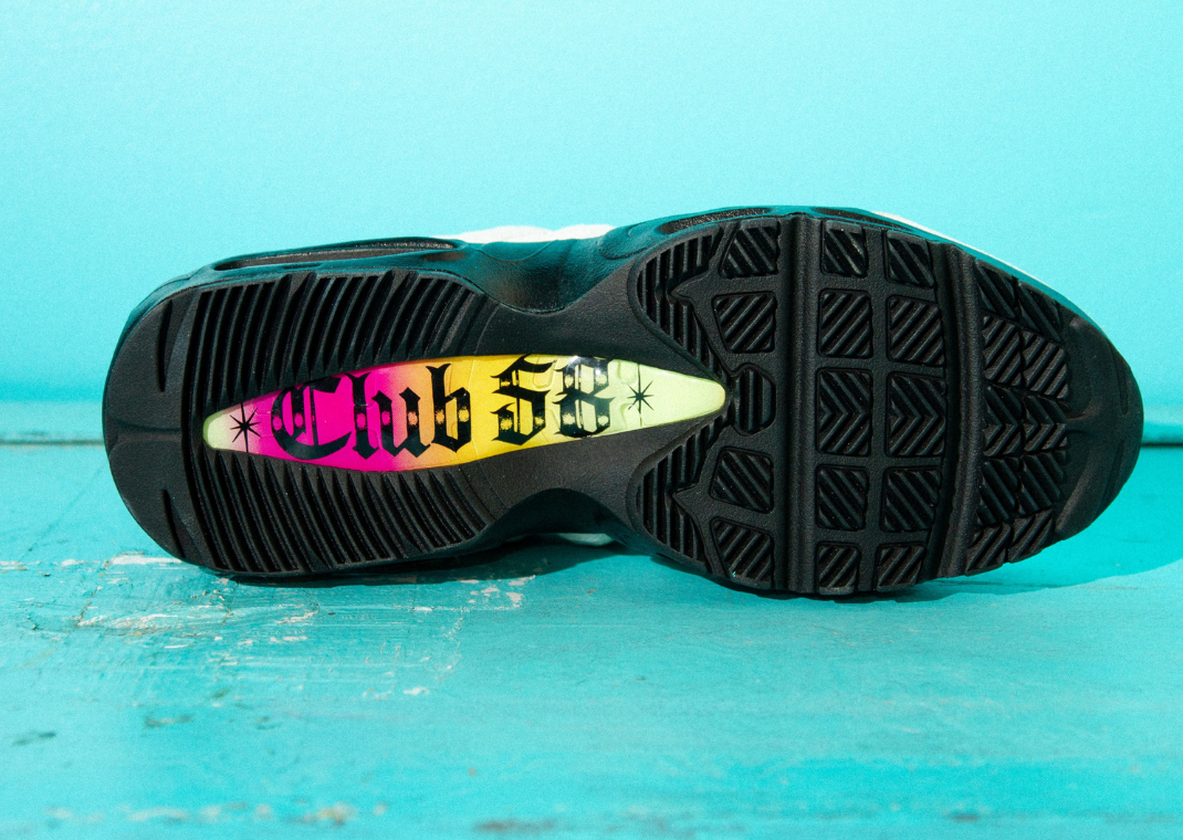 Nike SB Air Max 95 World Cup Pack Sail - Bottom