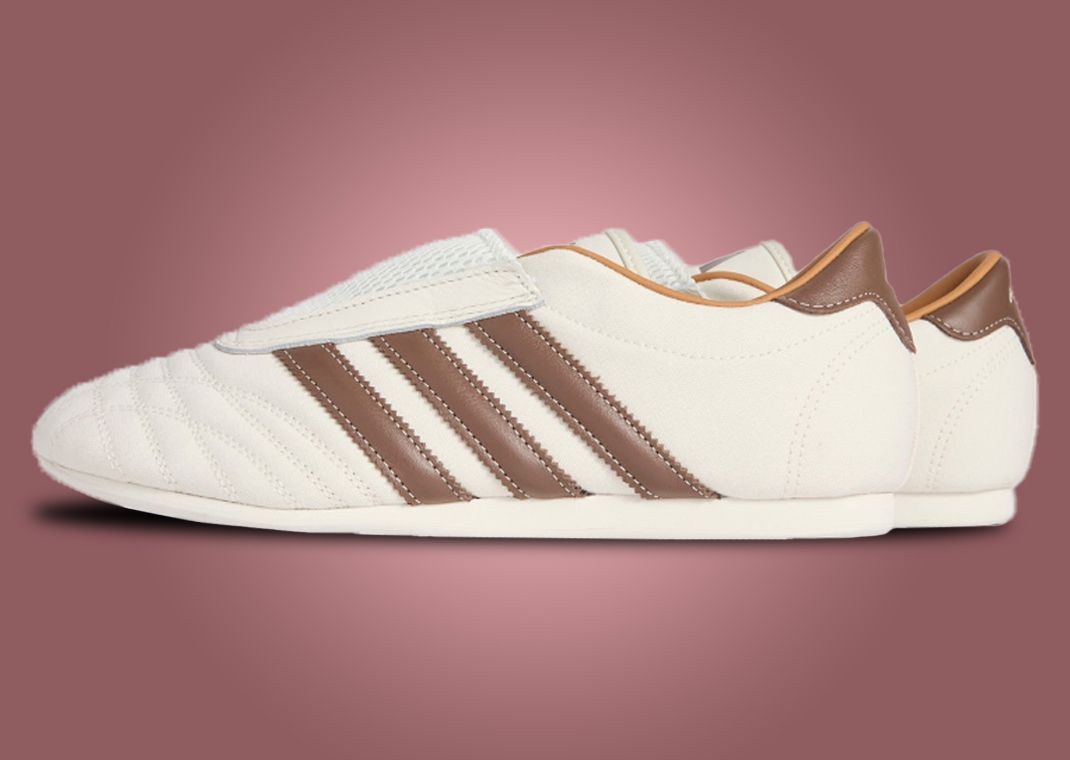 Kith Women x adidas Taekwondo Natural Canvas & Coffee Quartz - Lateral Pair