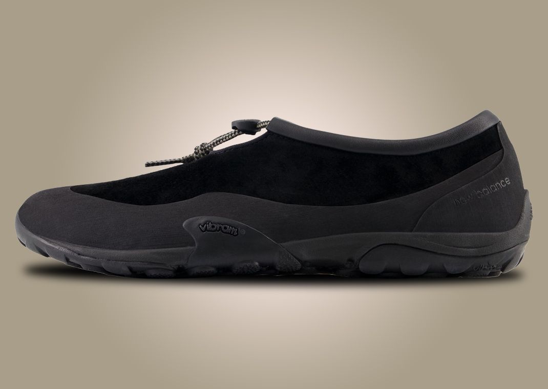 New Balance Tokyo Design Studio MT10T Black Lateral