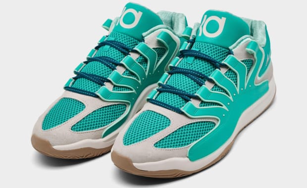 The Real MVP: Nike KD 18 Wanda Pays Tribute to Durant’s Mom