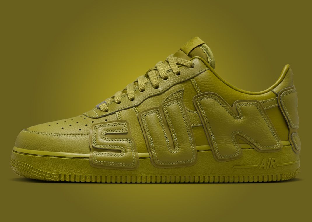 Cactus Plant Flea Market x Nike Air Force 1 Moss Lateral