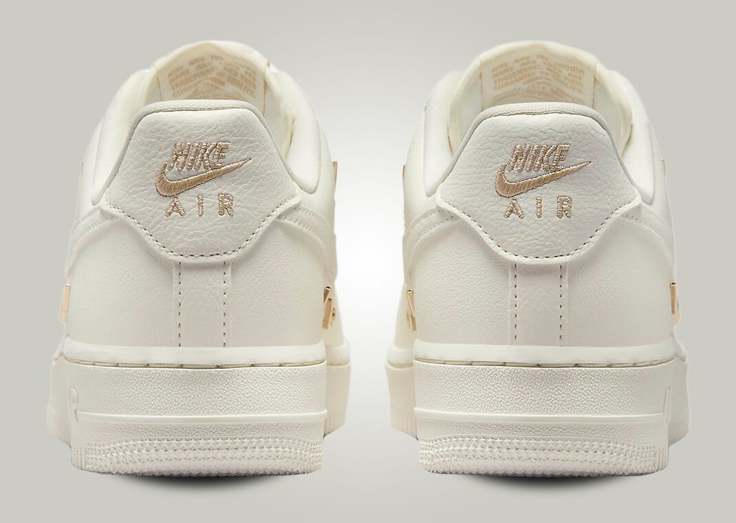 ★NIKE★Air Force 1 Low '07 LX Sail llic Gold★大人気★ 海外限定 NIKE WMNS AIR FORCE 1 '07 LX 
