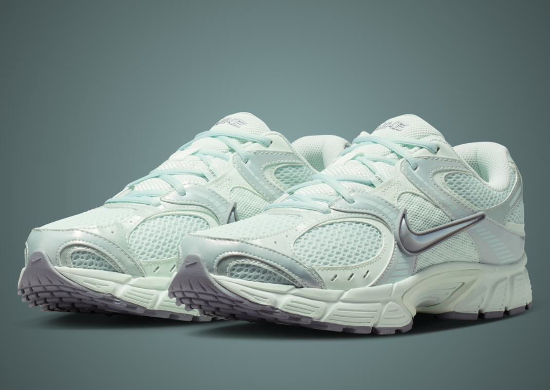 Jaide x Nike V5 RNR Fiberglass Angle