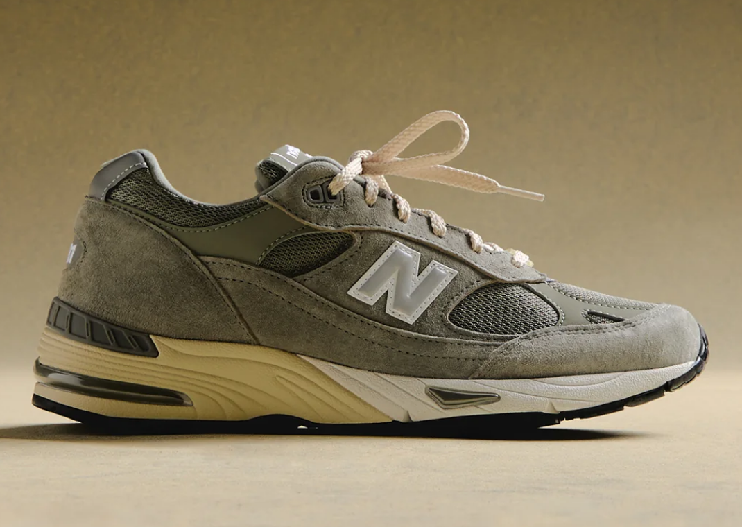 Kith x New Balance 991v1 Made in UK Vetiver Lateral