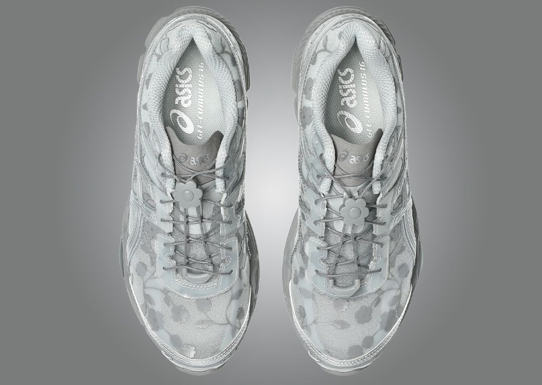 Cecilie Bahnsen x Asics Gel-Cumulus 16 Silver Top