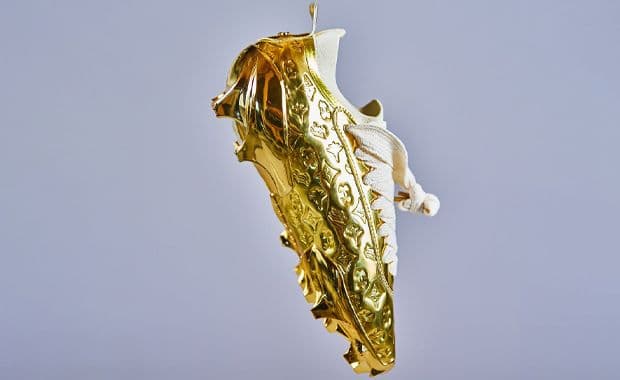 Justin Jefferson Under Armour Gold Cleat PE