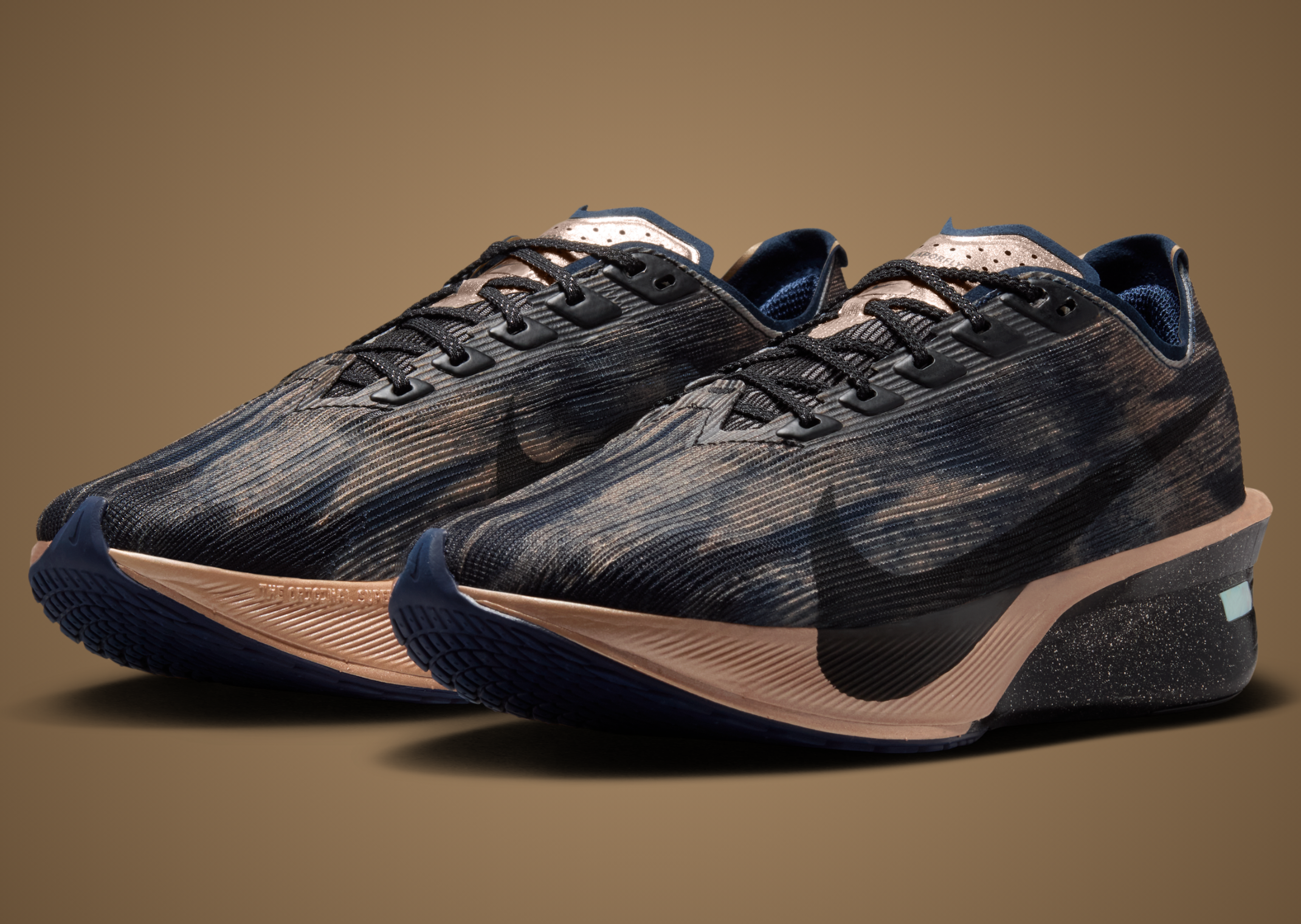 Nike ZoomX Vaporfly NEXT%4 Keely Hodgkinson - Angle