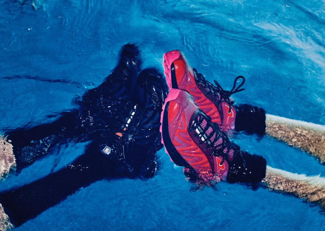 Aries x Salomon XT Whisper Pack