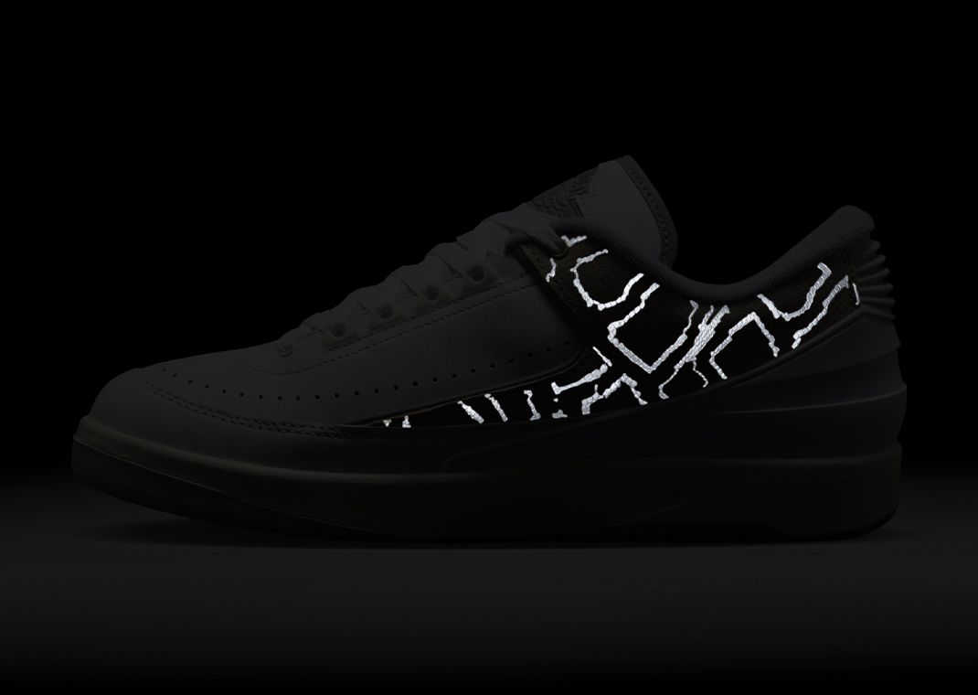 Air Jordan 2 Retro Low Python Medial 3M