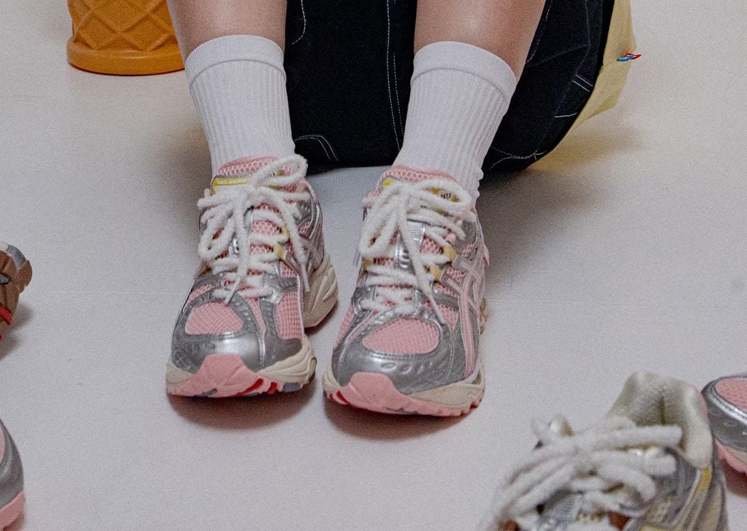Vandy The Pink x atmos x Asics Gel-Nimbus 10.1 Strawberry