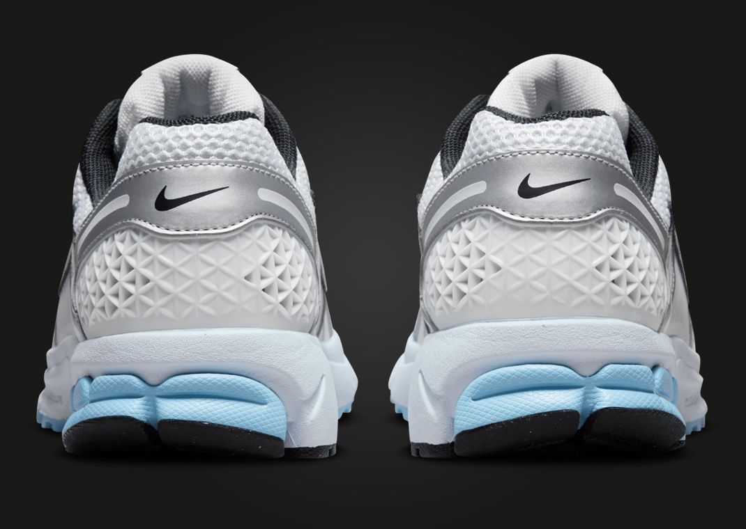 Nike Zoom Vomero 5 Metallic Platinum Blue Tint (W) Back