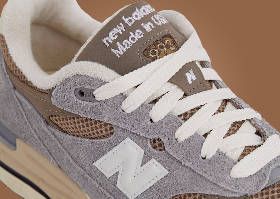 New Balance 993 Made in USA Sea Salt Castlerock Detail