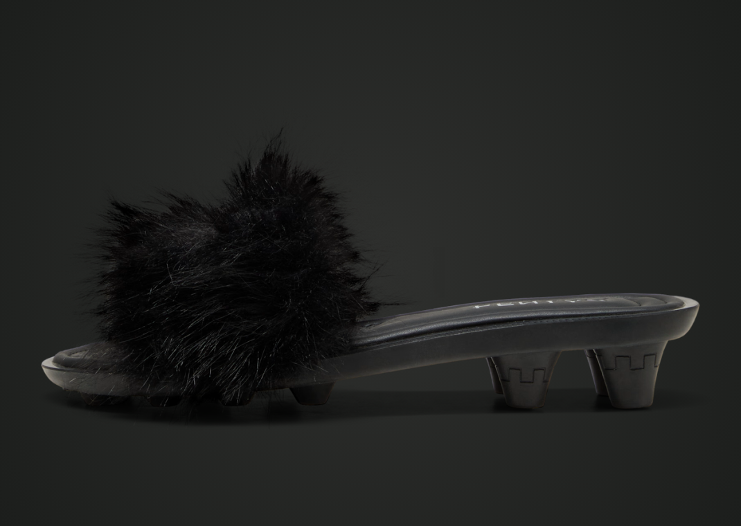 Fenty x Puma Cleat Slide Black Fur (W) - Lateral