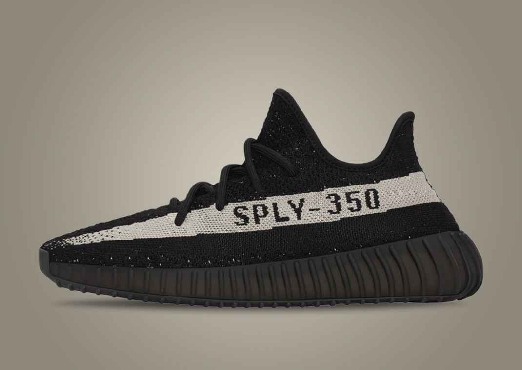 adidas Yeezy Boost 350 V2 Oreo