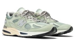 New Balance Takes the Made in UK 991v2 Down the Shore with a Seaglass Green Colorway