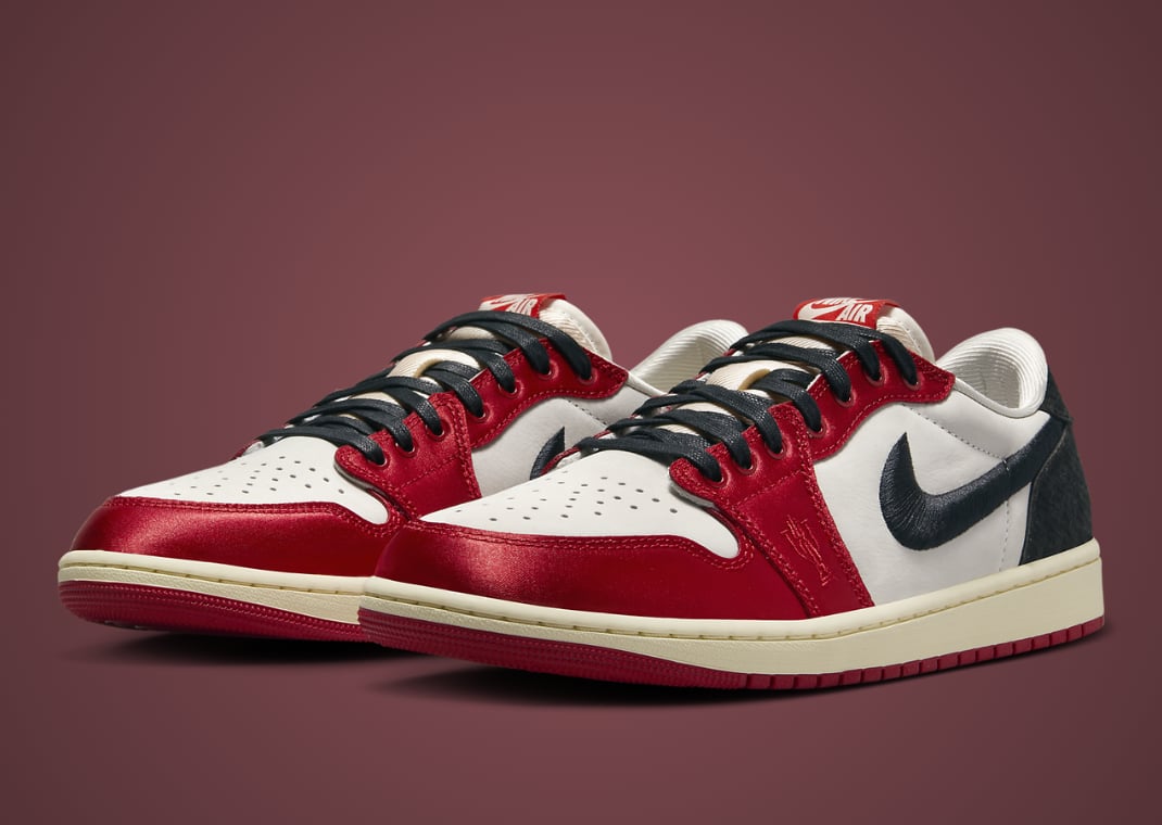 Trophy Room x Air Jordan 1 Retro Low OG Away