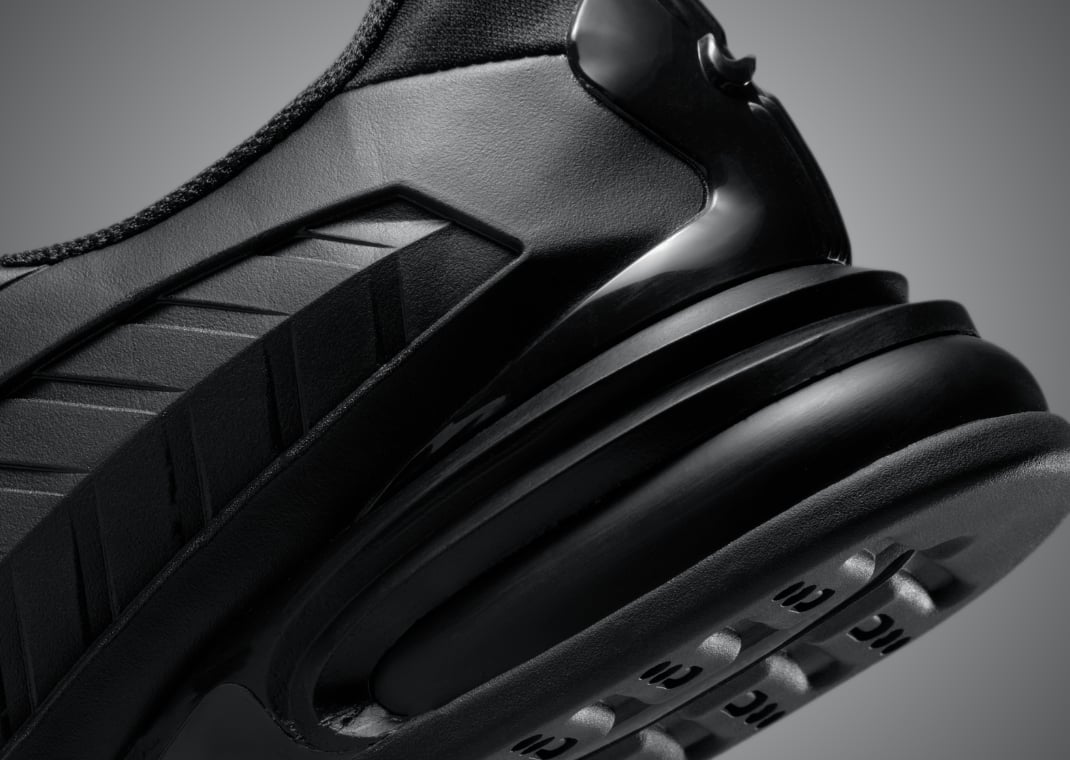 CDG x Nike Air Max Dolce Triple Black
