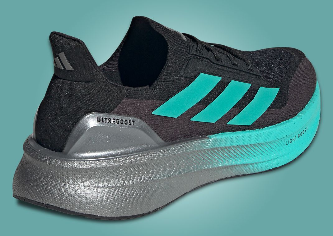 Mercedes AMG Petronas Formula One Team x adidas Ultraboost 5X Heel Angle